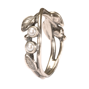 Ringe, Perlen & Blätter